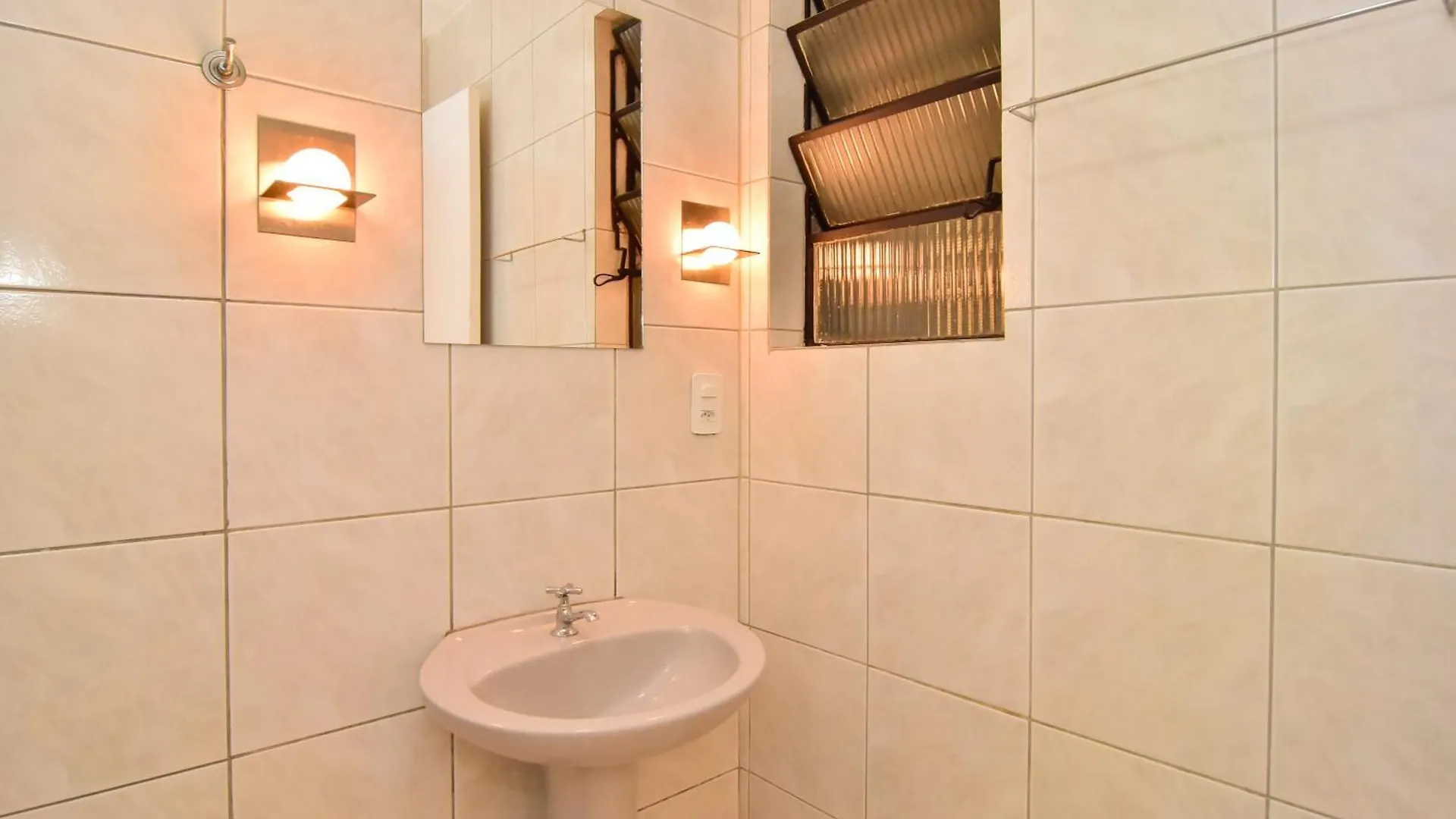 Apartamento Custo benefício e Praticidade no Centro de Floripa P1144 Florianópolis